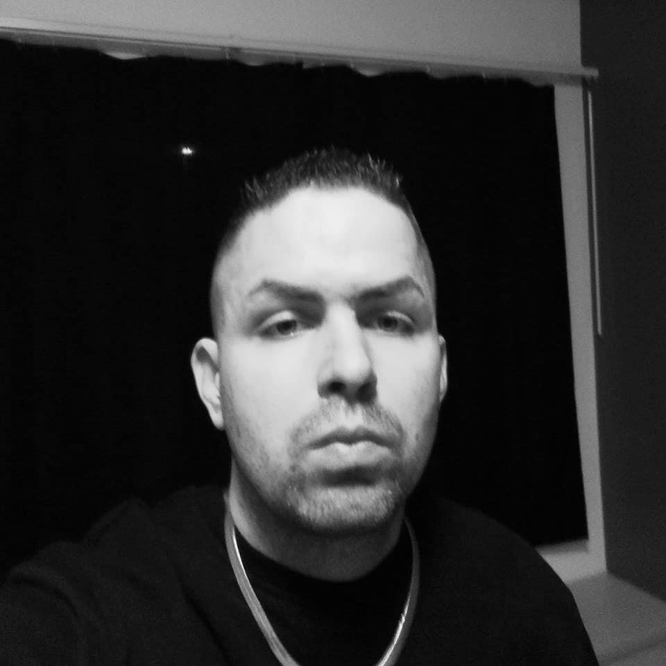 Portrait of Stevie The Manager, music enthusiast and top song curator.